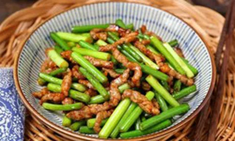 6 loại rau "kháng sinh tự nhiên": Trời nóng nên ăn thường xuyên để tăng đề kháng và bảo vệ đường ruột