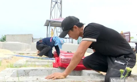 Người đàn ông cất bốc, quy tập hàng trăm ngôi mộ vô chủ ở Quảng Trị