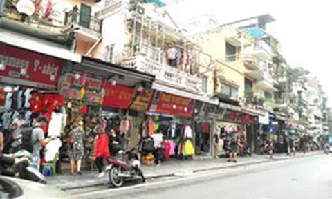 3 ngày nữa, hàng loạt tuyến phố sau tại Hà Nội tăng phí sử dụng tạm thời lòng đường, vỉa hè, cao nhất lên đến 400.000đồng/m2/tháng