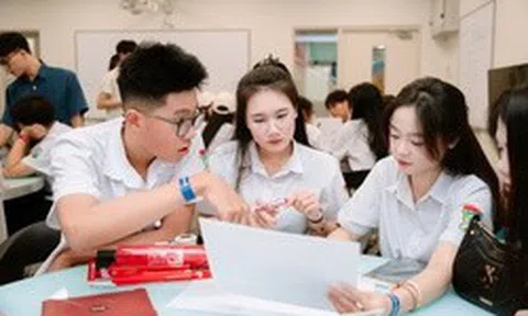 Giao dịch số bùng nổ, nhóm nhân sự nào được ngân hàng săn đón?