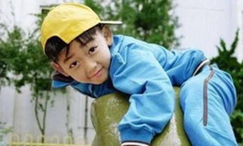 Giáo viên 30 năm trong nghề nói thẳng: 90% học sinh có 4 “sở thích” này IQ và EQ đều cao