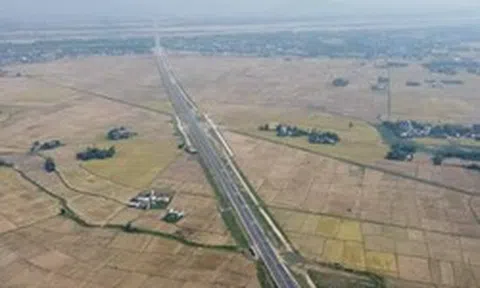 Tận thấy hai tuyến cao tốc Bắc - Nam qua Đắk Lắk vừa thông xe