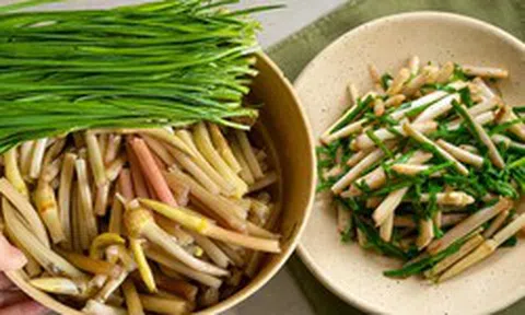 Đi chợ thấy loại rau này nhất định phải mua: Xào với hẹ 5 phút ra món ngon "tốn cơm", người sành ăn mới biết