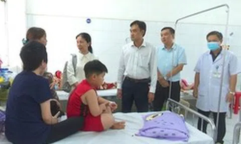62 ca nhập viện sau bữa ăn bán trú ở Đồng Tháp, Bộ Y tế vào cuộc