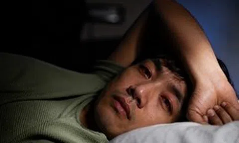 Nếu đang khổ sở vì trằn trọc thâu đêm, hãy thử ngay phương pháp trị mất ngủ không dùng thuốc được WHO khuyến nghị