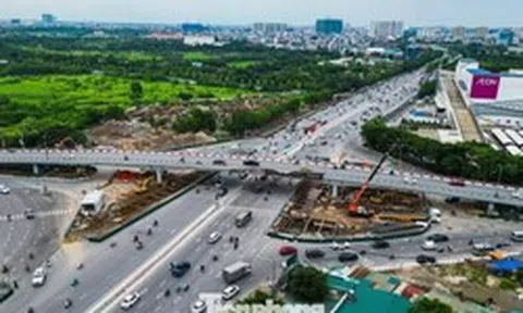 Đại công trường hầm chui Cổ Linh sau 7 tháng thi công