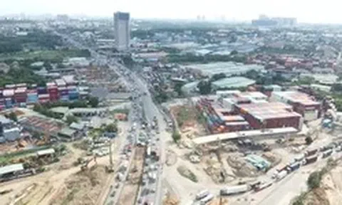 Ám ảnh 'trận đồ bát quái' giao thông ở cửa ngõ phía Đông TPHCM