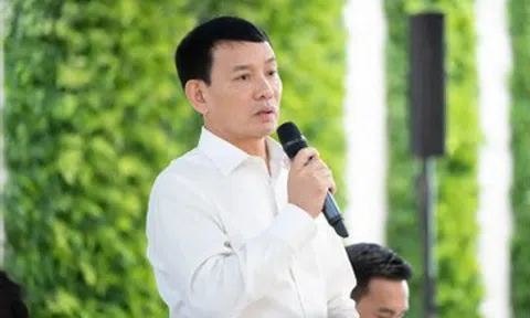 Loạt lãnh đạo ngành điện bị khởi tố; chỉ đạo mới nhất về giảm lãi suất