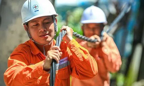 Đề xuất áp giá giờ cao điểm mới để tính tiền điện ngay từ tháng 6