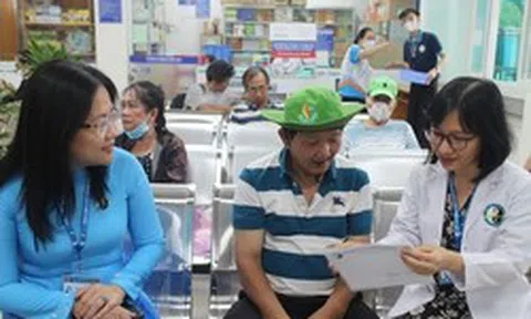 Khi nào khám chữa bệnh trái tuyến được hưởng 100% BHYT?