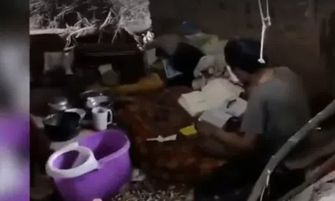Người đàn ông bí ẩn sống trong hang động nhiều năm, ngày ngày chăm chú làm một việc