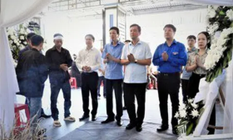 Nghẹn lòng đám tang 4 người trong gia đình đuối nước: Hồi chuông cảnh báo trong những ngày hè