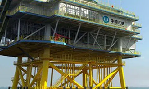 Phát hiện tấm cọc Trung Quốc nặng 13.600 tấn ở giữa biển, cao hơn toà nhà 20 tầng, sắp hoàn thành nhiệm vụ lớn