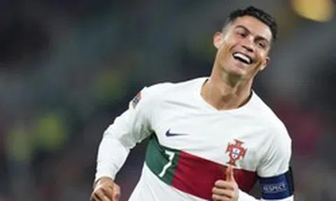 Cầu thủ lớn tuổi nhất World Cup 2026: Ronaldo 41 tuổi vẫn trẻ hơn 1 người