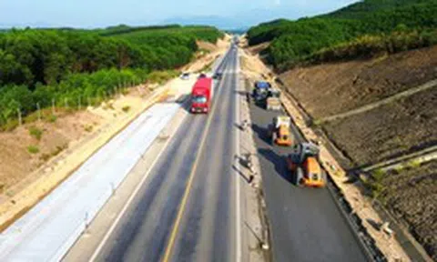 Cao tốc Bắc - Nam sẽ được mở rộng lên 6 làn xe
