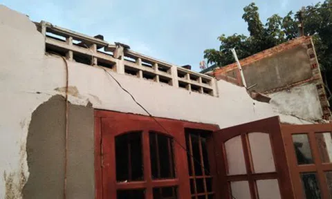 Lâm Đồng: Lốc xoáy làm nhiều nhà dân tốc mái