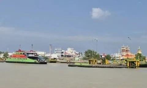 Cầu Cát Lái hơn 18.000 tỷ: Rầm rộ động thổ rồi 'đóng băng'