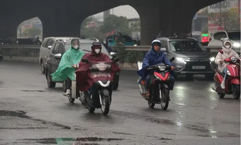 Đang nắng oi bức, miền Bắc bất ngờ đón không khí lạnh hiếm gặp, nơi nào mưa dông mạnh nhất?