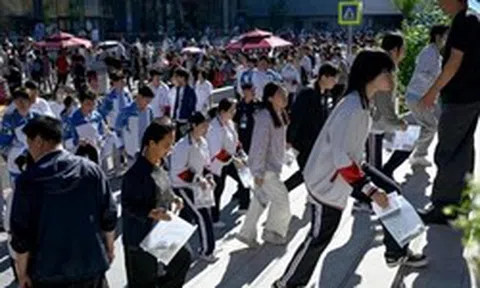 Gần 13 triệu học sinh Trung Quốc bước vào kỳ thi đại học "khốc liệt nhất hành tinh"