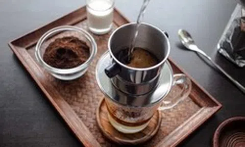 Uống cà phê mỗi ngày, người đàn ông 37 tuổi nhận kết quả khám sức khỏe khiến bác sĩ ngạc nhiên hỏi: “Anh đã làm gì vậy?”