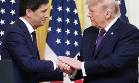 Ông Trump: Fed sẽ sai lầm nếu tăng lãi suất