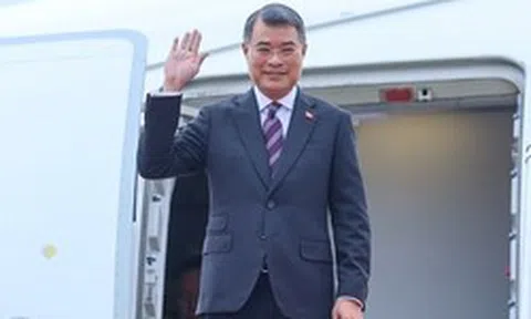 Thủ tướng Lê Minh Hưng lên đường dự Hội nghị Cấp cao kỷ niệm 35 năm quan hệ ASEAN-Nga