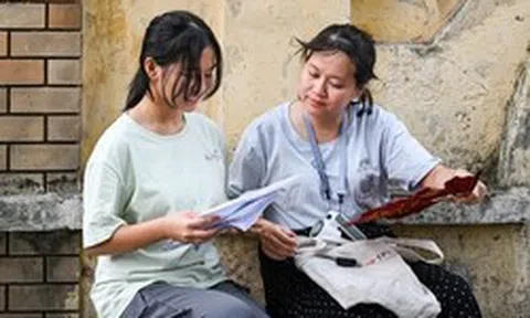 Những thủ tục thí sinh cần hoàn thành đúng hạn sau khi biết điểm thi lớp 10