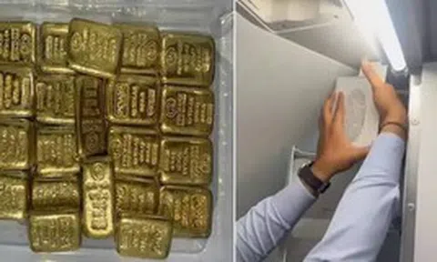 Phát hiện 24 thỏi vàng nặng gần 3 kg, trị giá gần 13 tỷ đồng giấu trong hộp loa thông báo trên máy bay
