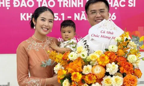 Hoa hậu Ngọc Hân khoe tin vui