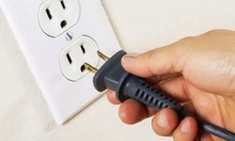 3 thiết bị nên rút điện trước khi đi ngủ nhưng 90% người Việt không làm