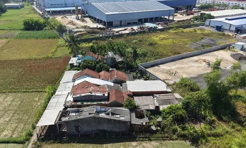 Quảng Ngãi: Doanh nghiệp hoạt động cầm chừng, 7 hộ dân diện giải phóng mặt bằng "kẹt" giữa quy hoạch treo