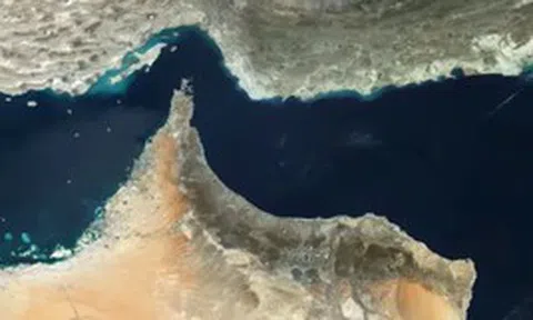 Eo biển Hormuz mở cửa, "vàng đen" hạ nhiệt?