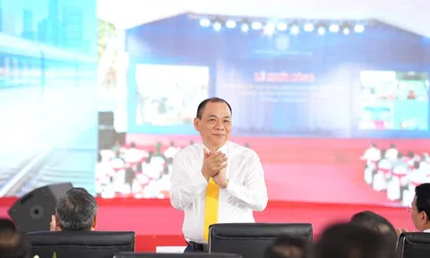 Doanh nghiệp của tỷ phú Phạm Nhật Vượng 'thầu' 5 dự án đường sắt ở Hà Nội