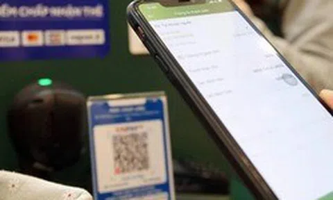 Cơ quan Thuế yêu cầu Vietcombank, BIDV, MB thực hiện trích tiền từ tài khoản ngân hàng của loạt người nộp thuế có tên sau
