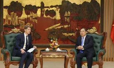 Phó Thủ tướng Thường trực Phạm Gia Túc tiếp lãnh đạo tập đoàn vận tải biển hàng đầu thế giới