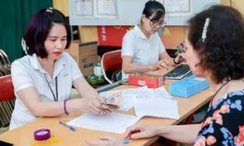 Vụ cụ bà 97 tuổi nhận lương hưu: BHXH Hà Nội lên tiếng, đề xuất bỏ giới hạn giấy ủy quyền