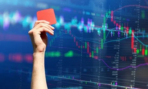 HNX đình chỉ giao dịch loạt cổ phiếu UPCoM, nổi bật Lộc Trời và Rạng Đông Holding
