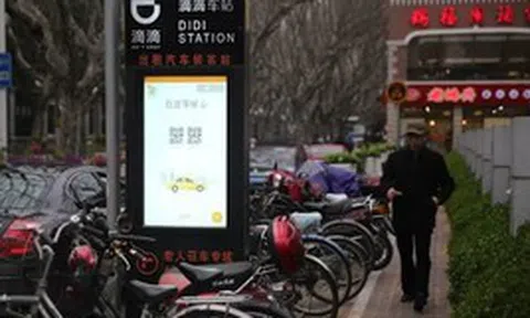 ‘Chén cơm’ của 400.000 tài xế taxi truyền thống tại siêu đô thị lớn bậc nhất châu Á sắp bị đạp đổ, mỗi ngày chỉ được nhận 13 cuốc khách