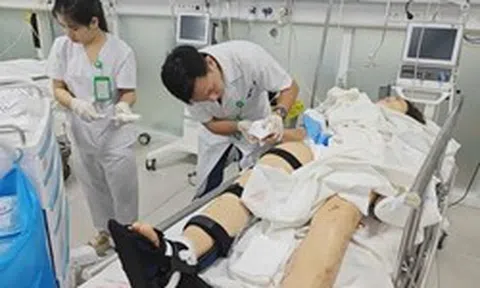 Thông tin mới nhất sức khỏe nạn nhân vụ lật xe khách trên cao tốc Hải Phòng