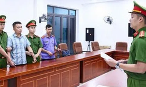 Danh tính nam giáo viên Trường THPT Chuyên Tuyên Quang bị Công an giữ người trong trường hợp khẩn cấp