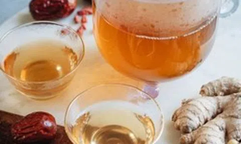 Người phụ nữ 48 tuổi kiêng ngọt, ăn ít cơm nhưng đường huyết vẫn tăng vọt, có nguy cơ tiểu đường, bác sĩ giật mình hỏi: "Chị đã làm gì?"