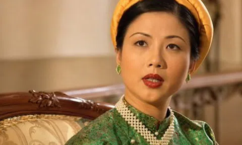 Trước Tăng Thanh Hà, PGS.TS Trần Yến Chi được nhớ mãi vai Nam Phương hoàng hậu