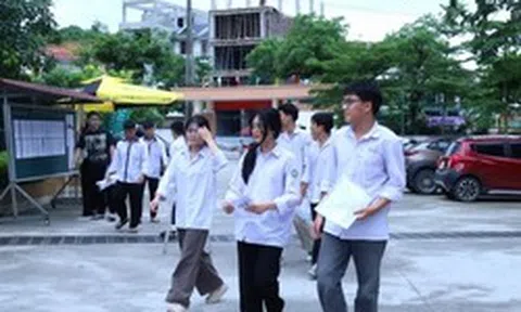 Xôn xao cụm thi có 41 thí sinh đạt điểm 10 môn Toán ở Lào Cai: Sở Giáo dục & Đào tạo lên tiếng?