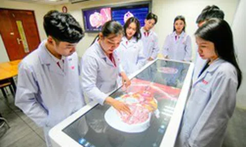 Trường Đại học đào tạo bác sĩ hơn 1 tỷ đồng/khóa, sở hữu bệnh viện riêng 40.000m2: Gần 7 điểm/môn có thể trúng tuyển