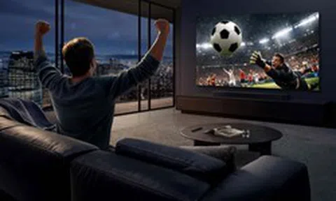 Tận hưởng lễ hội bóng đá không vướng bận cùng Samsung AI TV
