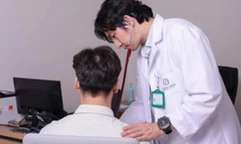 Bệnh nhân 36 tuổi đột quỵ vẫn cố đi làm: Được yêu cầu nhập viện ngay nhưng xin về để… “báo cáo cơ quan”