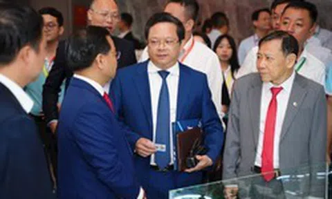 TP cảng là nơi bàn bạc về lĩnh vực đóng góp 10% GDP của VN, thu hút “đại bàng” từ Mỹ, TQ, Nhật… đầu tư