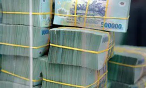 Tài khoản đột ngột nhận được 4.500.000.000 đồng không rõ người gửi, thanh niên SN 2006 lập tức trình báo cơ quan chức năng