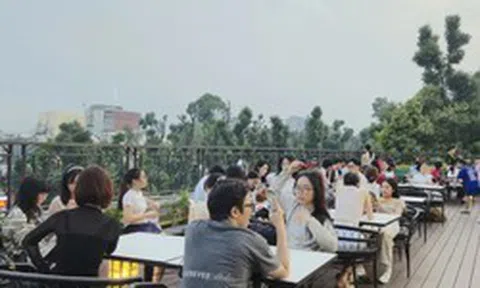 Du lịch bứt phá nửa đầu năm, thành động lực tăng trưởng kinh tế của TP Hồ Chí Minh