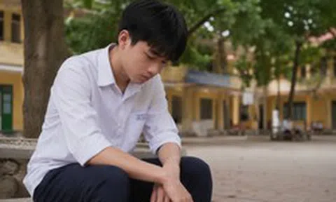 Tự tin "ít nhất cũng đỗ 1 trường chuyên", nam sinh Hà Nội phải trả giá đắt vì 2 CHỮ: Đúc kết 8 bài học "xương máu"